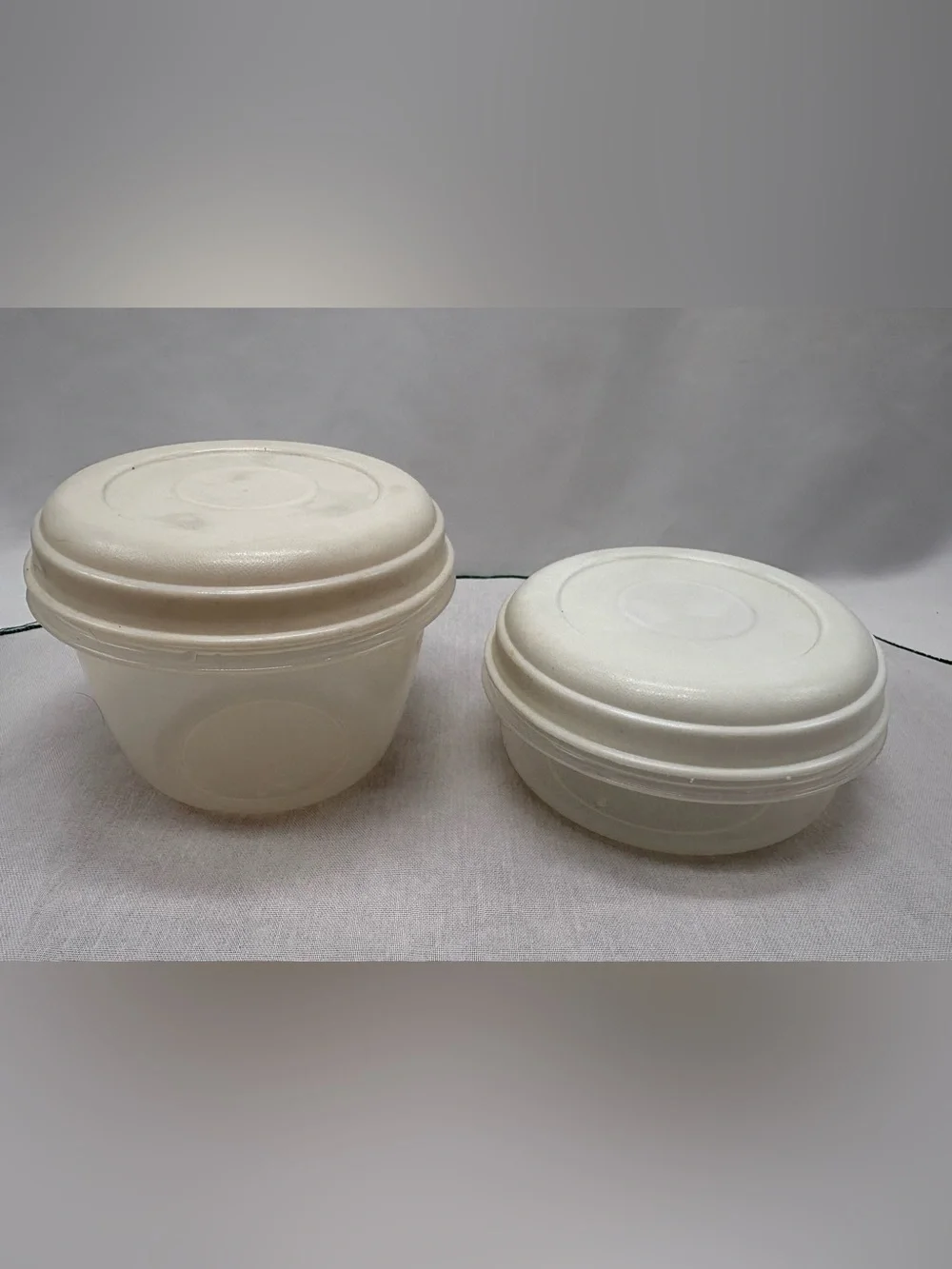 Vtg Rubbermaid Servin Saver #1 Containers w/almond lid 14oz 0431 & 2 Cup 0026